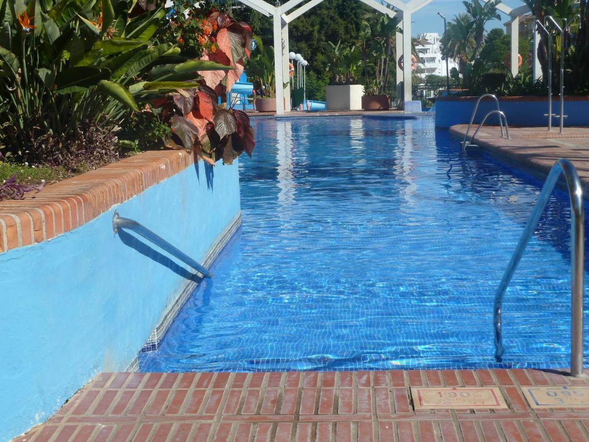 Parking Privado Benalbeach Benalmádena Exterior foto